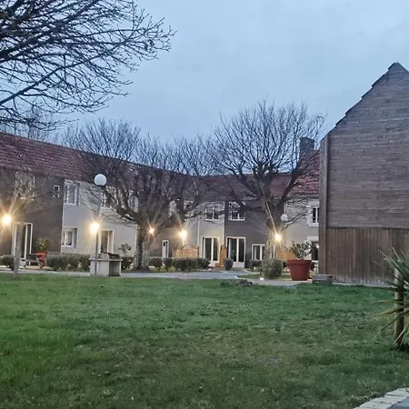 Le Village Du Phare * Gouville-sur-Mer